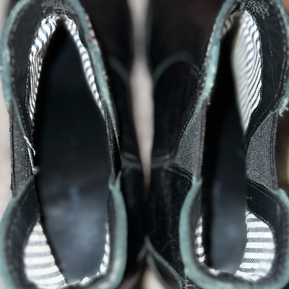 L.L. Bean Size 10M Black Deerfield Ankle Leather Boots - Picture 10 of 16